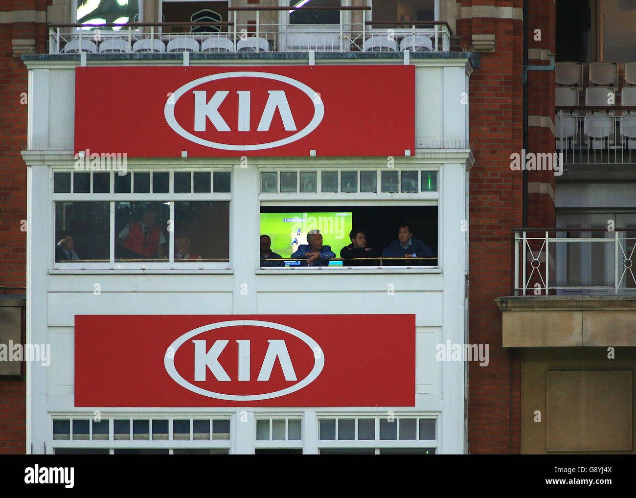 The Kia Oval, London, UK. 29th June, 2016. 4th Royal London One Day International. England versus Sri Lanka. Cricket inside and out at The KIA Oval Credit:  Action Plus Sports/Alamy Live News Stock Photo