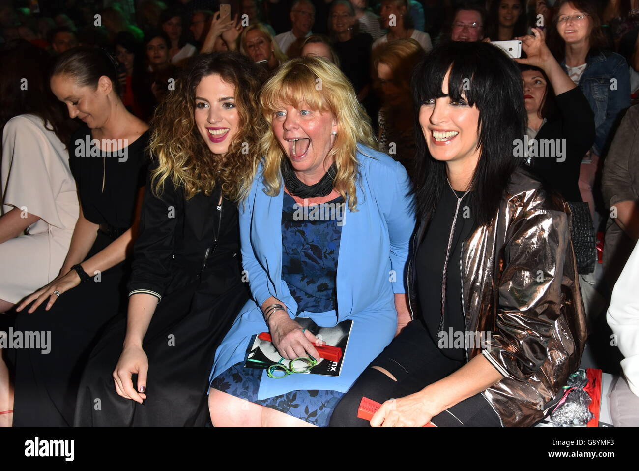 Von nackt tochter nena