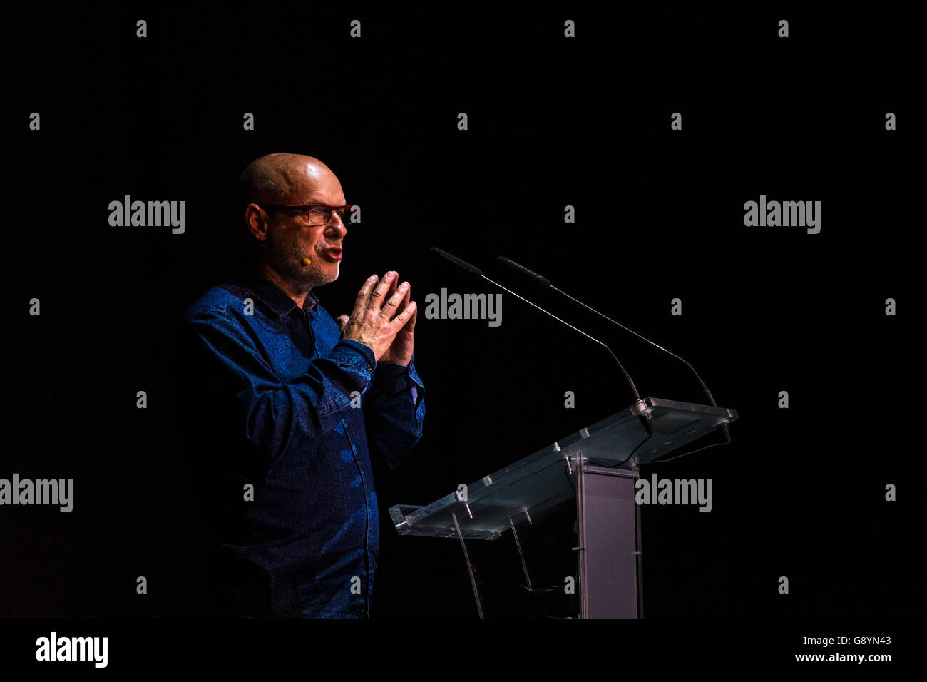 Brian Eno talking at the Starmus festival, Tenerife, Canary Islands. Stock Photo