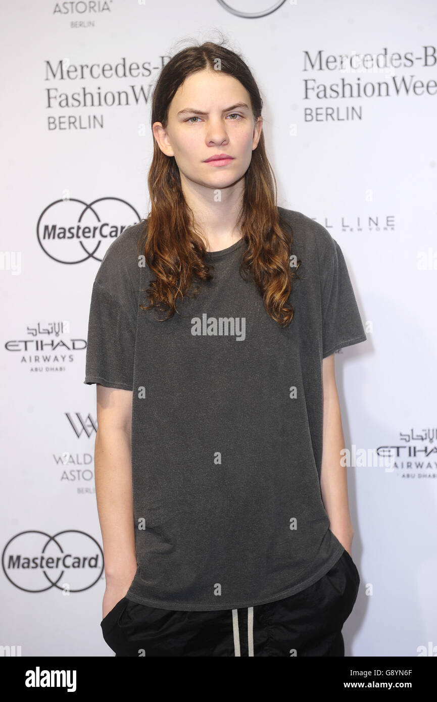 Daughter Of Sting Hi res Stock Photography And Images Alamy