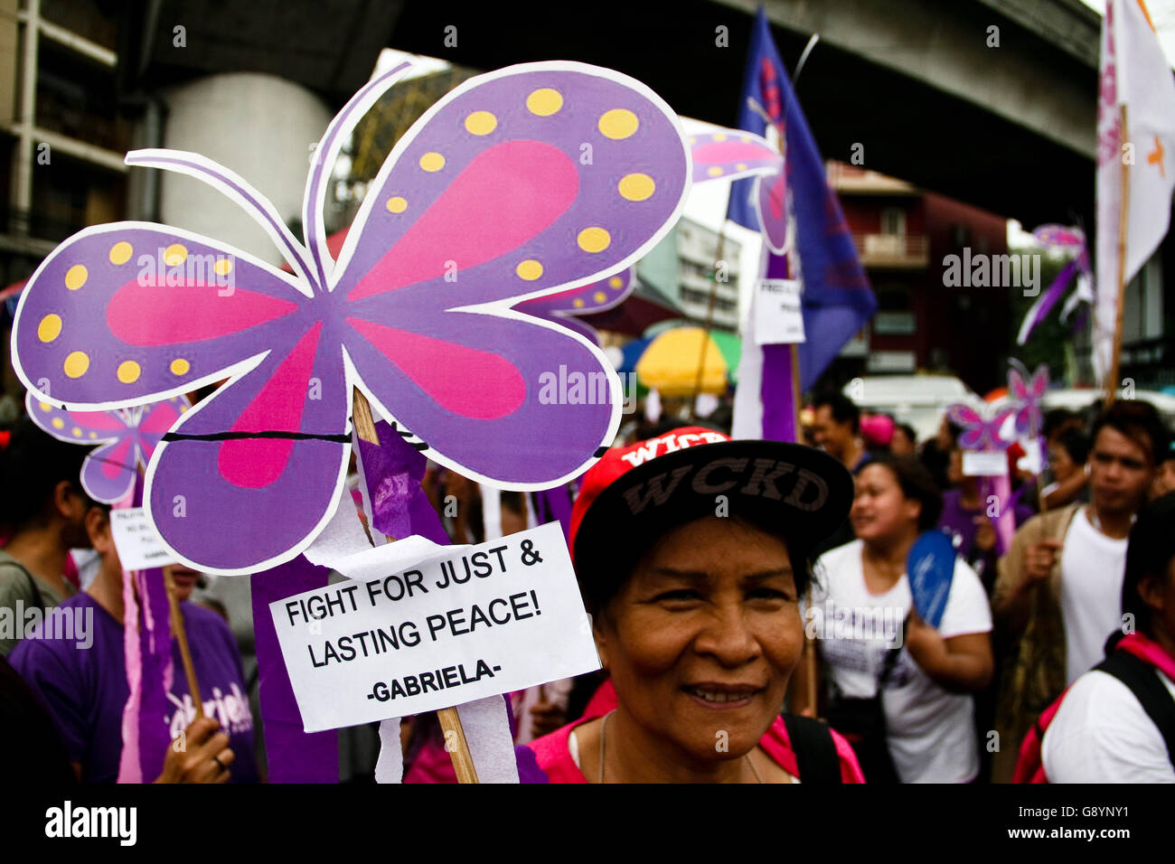 Philippines. 30th June, 2016. Thousands marched to the Mendiola Bridge
