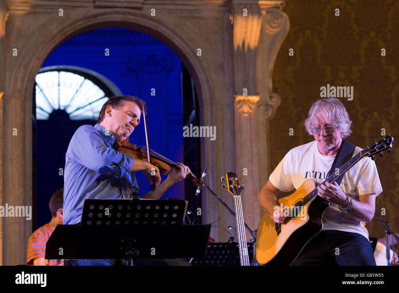 Rome, Italy. 30th June, 2016. Rome, Palazzo Barberini - Soundcheck for Mike Mills (R.E.M.), guitar, and Robert McDuffie, violin: Concerto for Rock Band,Violin, and String Quintet in Rome Chamber Music Festival 2016 Credit:  Red On/Alamy Live News Stock Photo