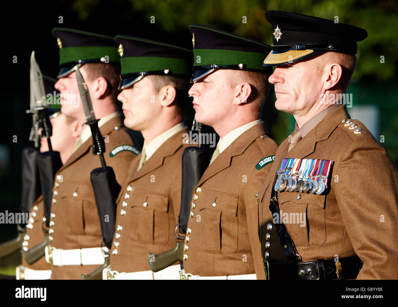 Newtownards, County Down, Northern Ireland. 1st July, 2016. members of the Irish Guards at the National Vigil Commemorating the centenary of the first day of the Battle of the Somme, Somme Museum, Newtownards, County Down, Northern Ireland, 1st July 2016. Credit:  Radharc Images/Alamy Live News Stock Photo