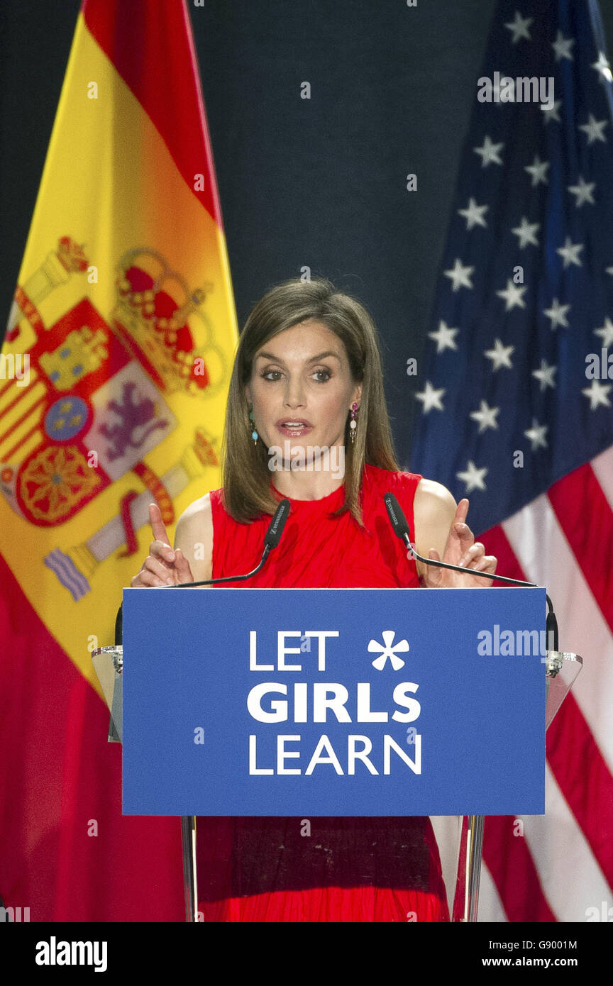 Madrid, Spain. 30th June, 2016. Queen Letizia of Spain attends the 'Let Girls Learn' conference at Matadero de Madrid on June 30, 2016 in Madrid, Spain. | Verwendung weltweit/picture alliance © dpa/Alamy Live News Stock Photo