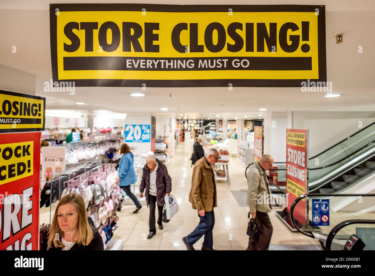 Closing soon hires stock photography and images Alamy
