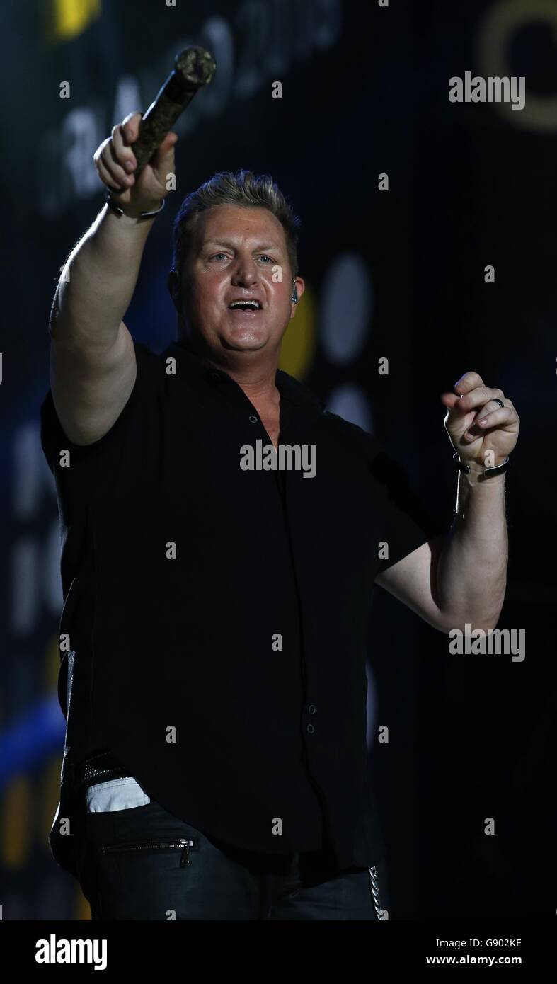 Gary LaVox from the Rascal Flatts performs during the closing ceremony ...