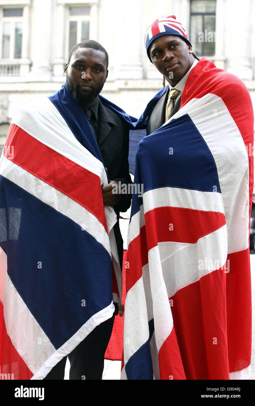 Audley harrison r and danny williams pose for photographers hi-res ...