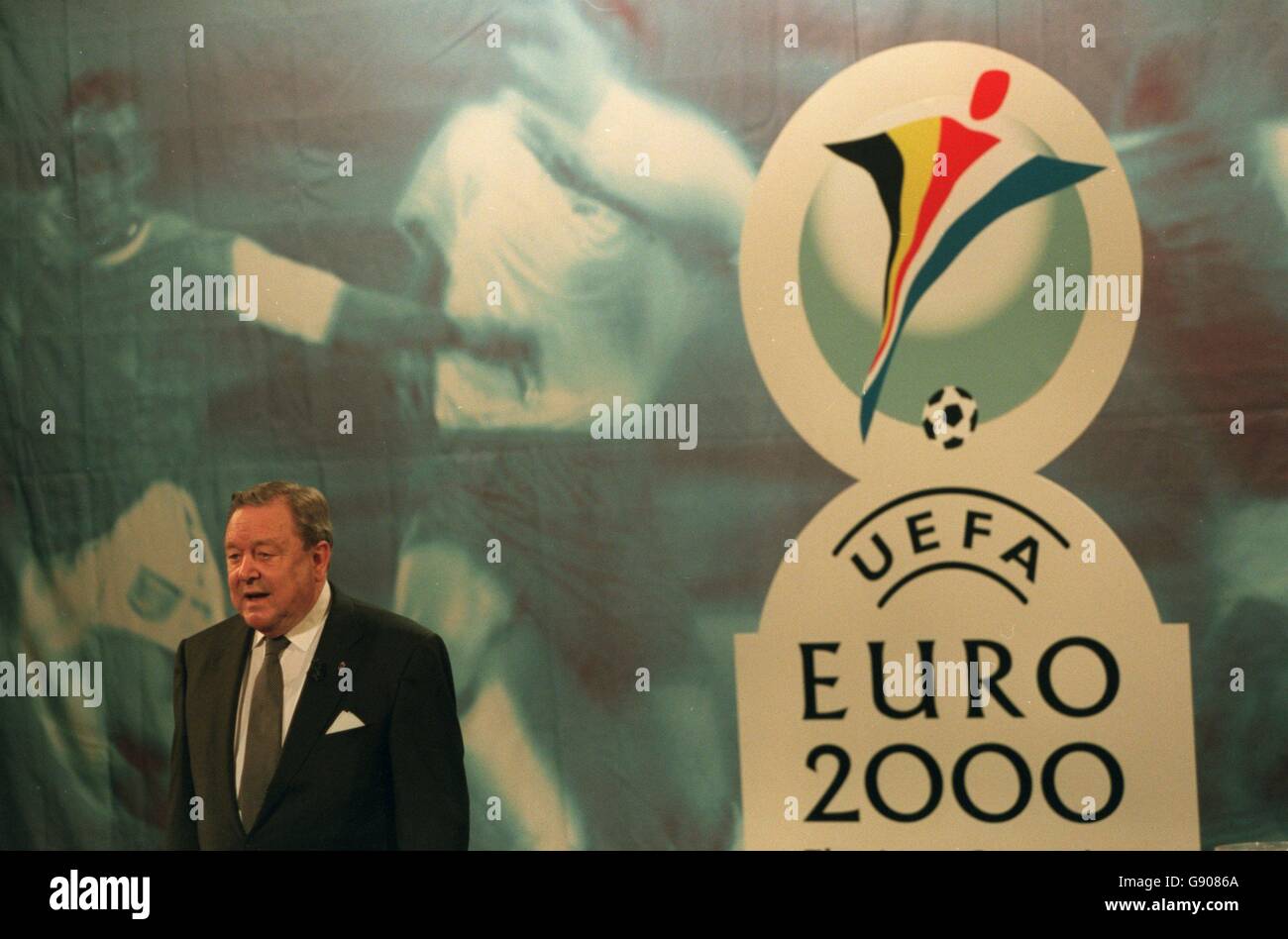Billet Match Football Macédoine Vs Irlande – Qualifications Euro 2000 – Excellent