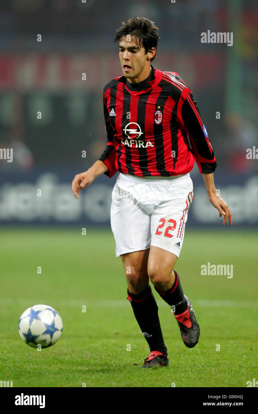 Soccer - UEFA Champions League - Group E - AC Milan v PSV Eindhoven - Giuseppe Meazza. Kaka, AC Milan Stock Photo