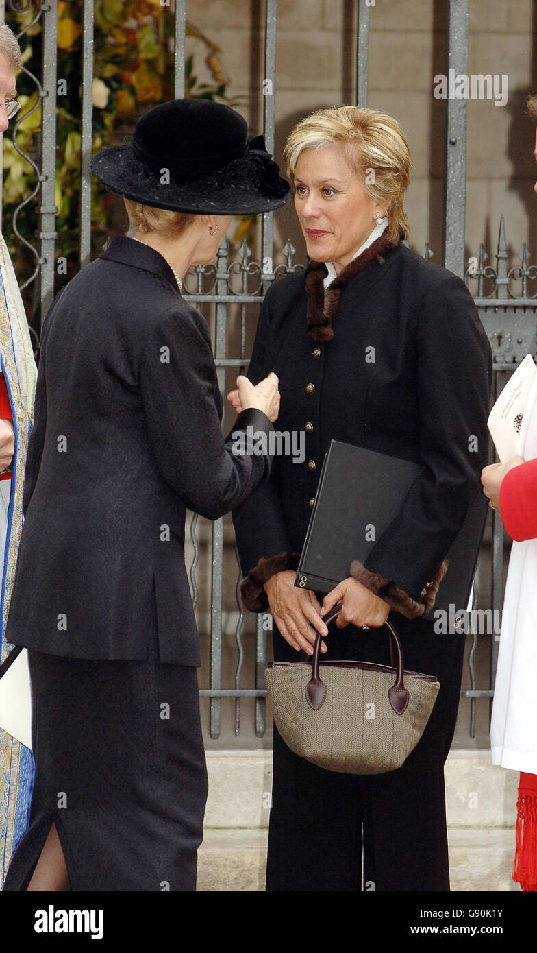 Princess Alexandra (left) talks with Dame Kiri Te Kanawa after the memorial service at St Margaret's Church in Westminster, central London for former British Airways chairman Lord King, Wednesday October 26, 2005. King, who died earlier this year, was renowned as the former Tory Prime Minister Margaret Thatcher's favourite businessman and was appointed by her to run the then-publicly-owned company in 1981. See PA story MEMORIAL King. PRESS ASSOCIATION Photo. Photo credit should read: John Stillwell/PA. Stock Photo