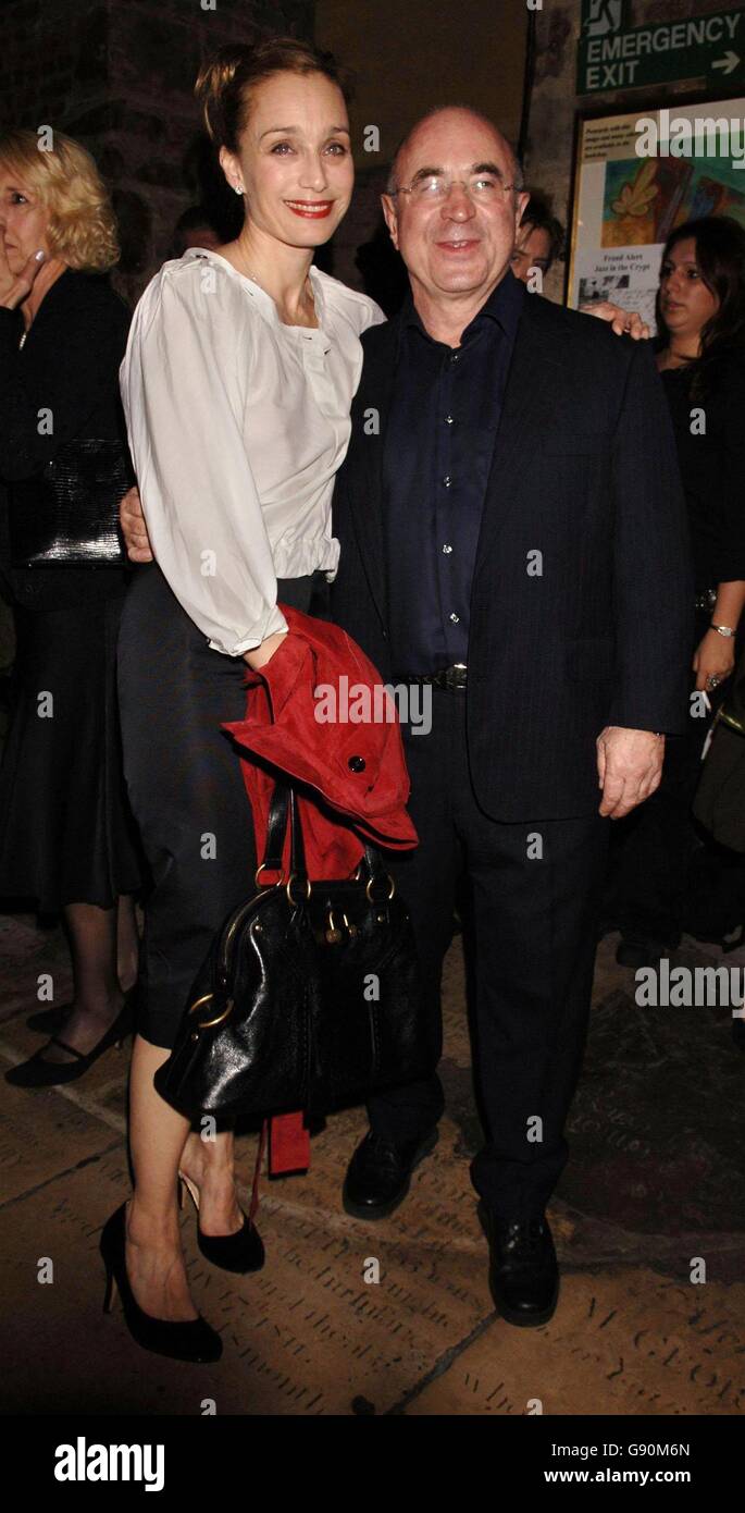 Stars of the play Bob Hoskins and Kristin Scott Thomas arriving for the aftershow party for 'As You Desire Me', held at St Martin In The Fields Crypt, central London, Thursday 27 October 2005. PRESS ASSOCIATION Photo. Photo credit should read: Yui Mok / PA Stock Photo