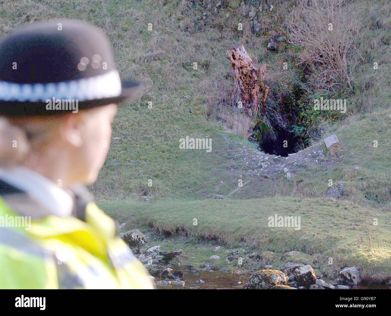 A Police Officer on duty at Manchester Hole Cave System near Pateley Bridge today Tuesday 15 November 2005. Joe Lister of Tadcaster Grammar School was killed during a School trip to the cave yesterday See PA Story DEATH Caving. PRESS ASSOCIATION PHOTO. Photo Credit Should read John Giles/PA Stock Photo