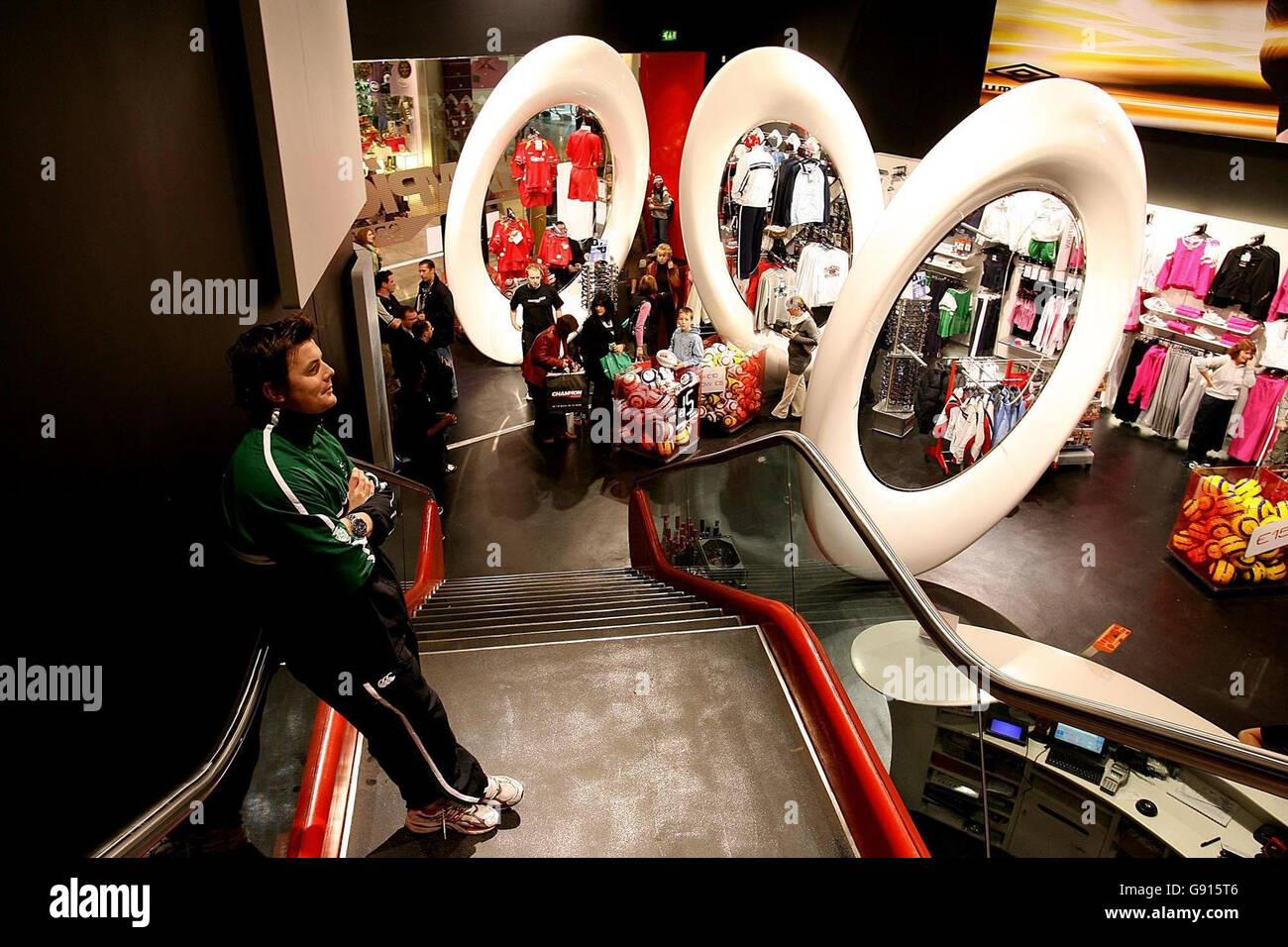 Dundrum shopping centre ireland hi-res stock photography and images - Alamy