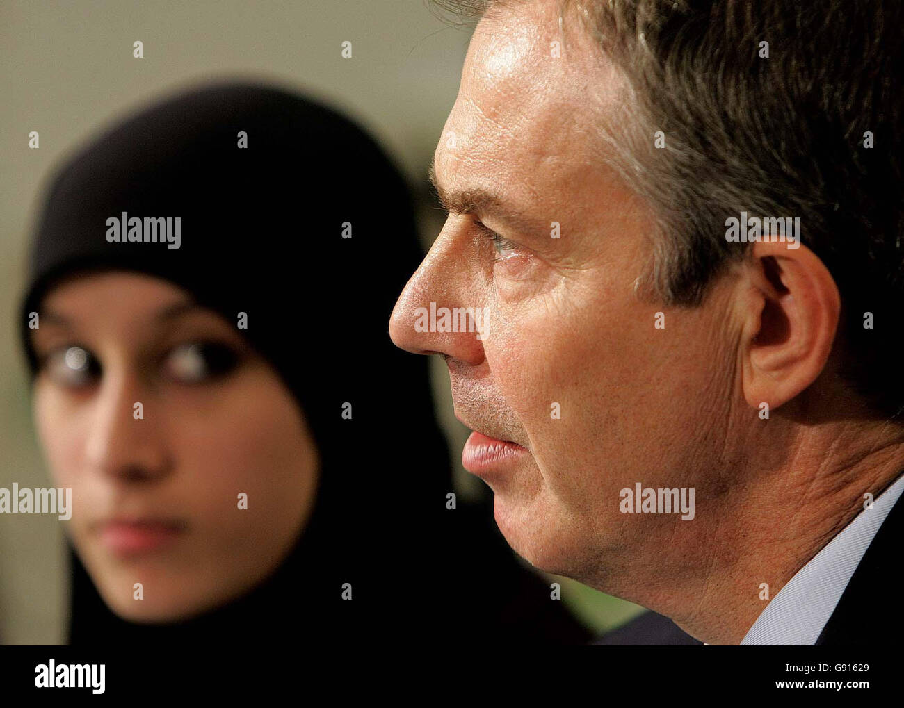 Britain's Prime Minister Tony Blair meets Muslim students at Little London Community Primary School in Leeds Thursday November 17, 2005. Watch for PA story POLITICS Blair. PRESS ASSOCIATION Photo. Photo credit should read: Owen Humphreys/WPA rota/PA Stock Photo