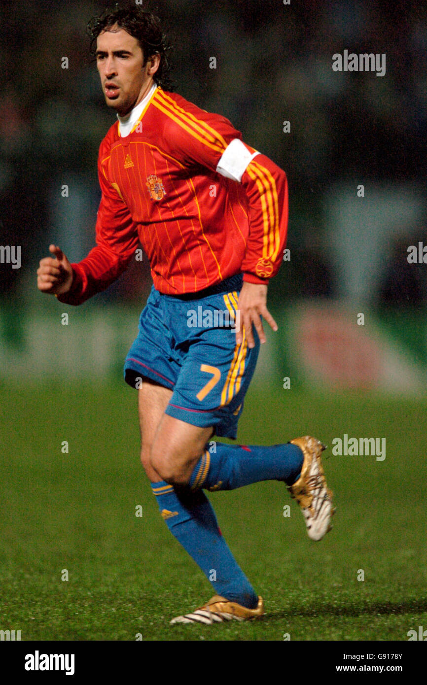 Soccer - World Cup 2006 Qualifier - European Section - Play Off Second Leg - Slovakia v Spain - Tehelne Pole Stadium. Gonzalez Raul, Spain Stock Photo