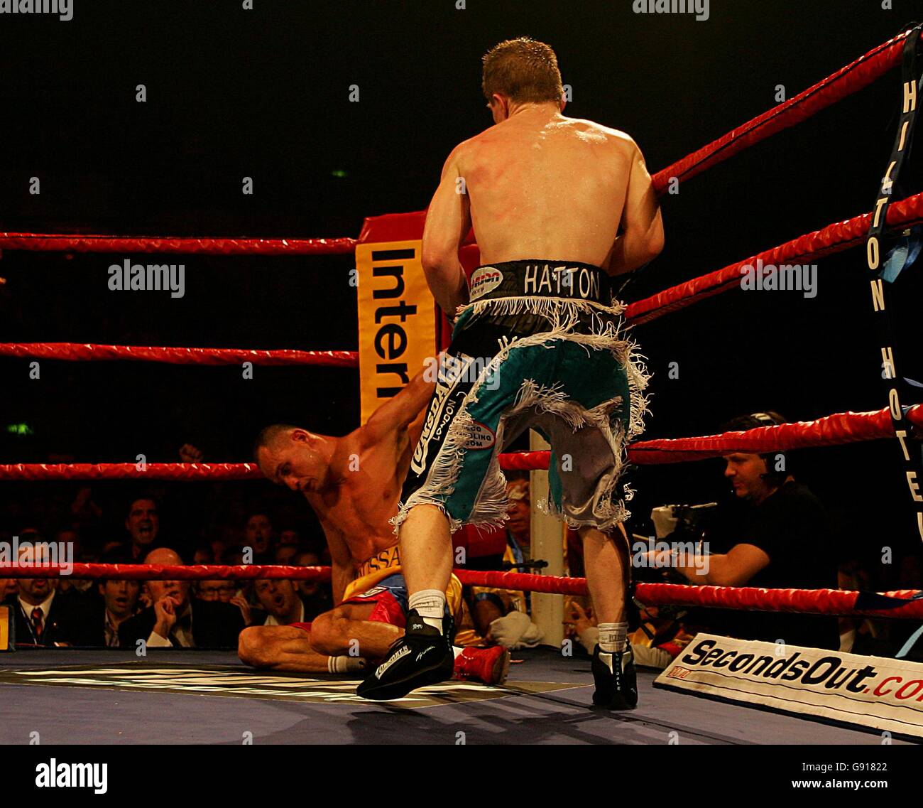 Welterweight unification hires stock photography and images Alamy