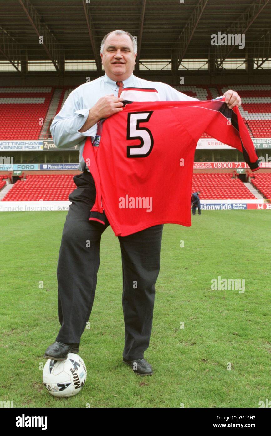 Nottingham forest pr same numbered shirt wore forest player hires