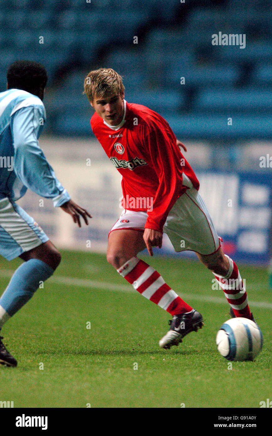 Soccer - Barclays Reserve League South - Coventry City v Charlton Athletic - Richoh Arena. Charlton Athletic's Rurik Gislason in action Stock Photo