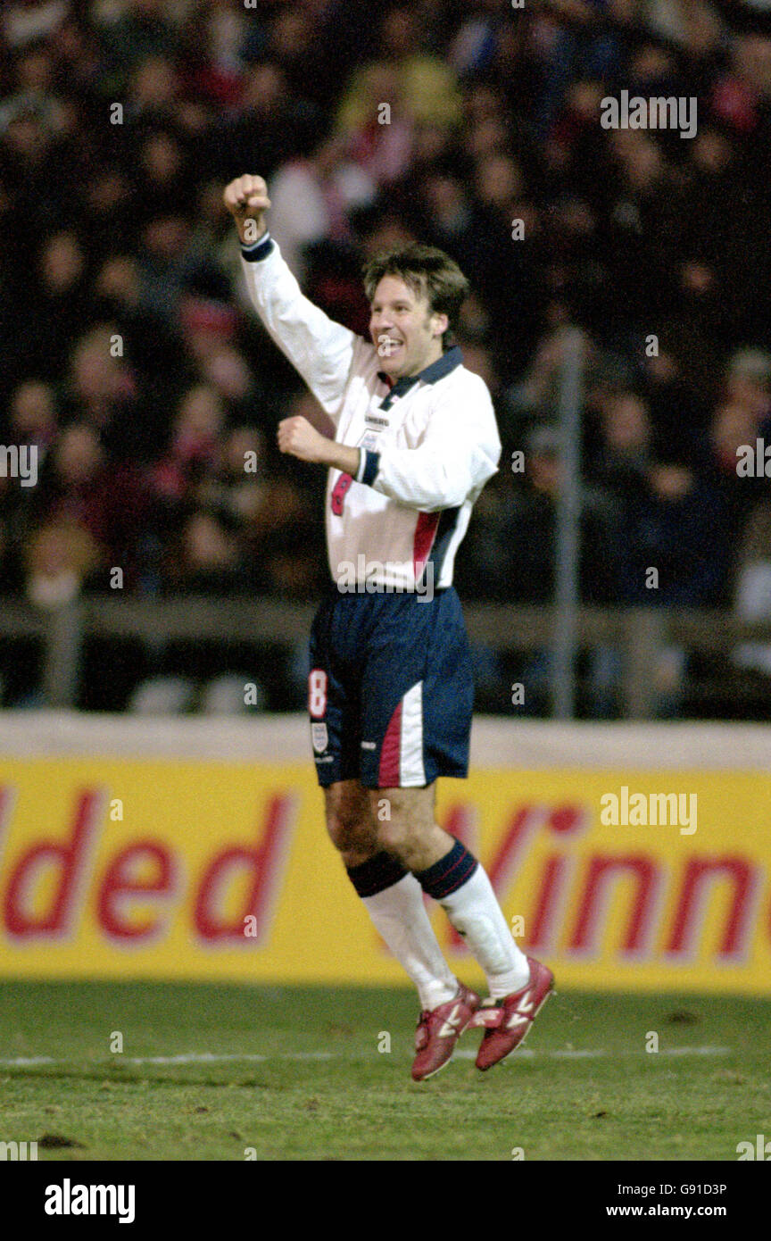 Soccer - Friendly - Switzerland V England. England's Paul Merson ...