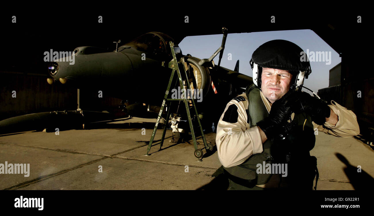 Us forces afghanistan 2001 hi-res stock photography and images - Alamy