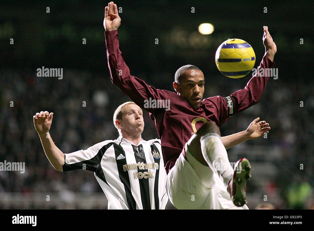 Soccer - FA Barclays Premiership - Newcastle United v Arsenal - St James' Park Stock Photo