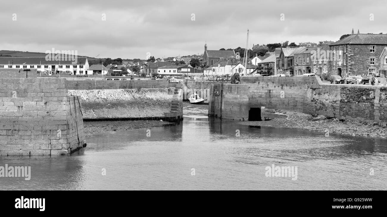 The entrance to Porthleven Harbour Cornwall England UK Stock Photo