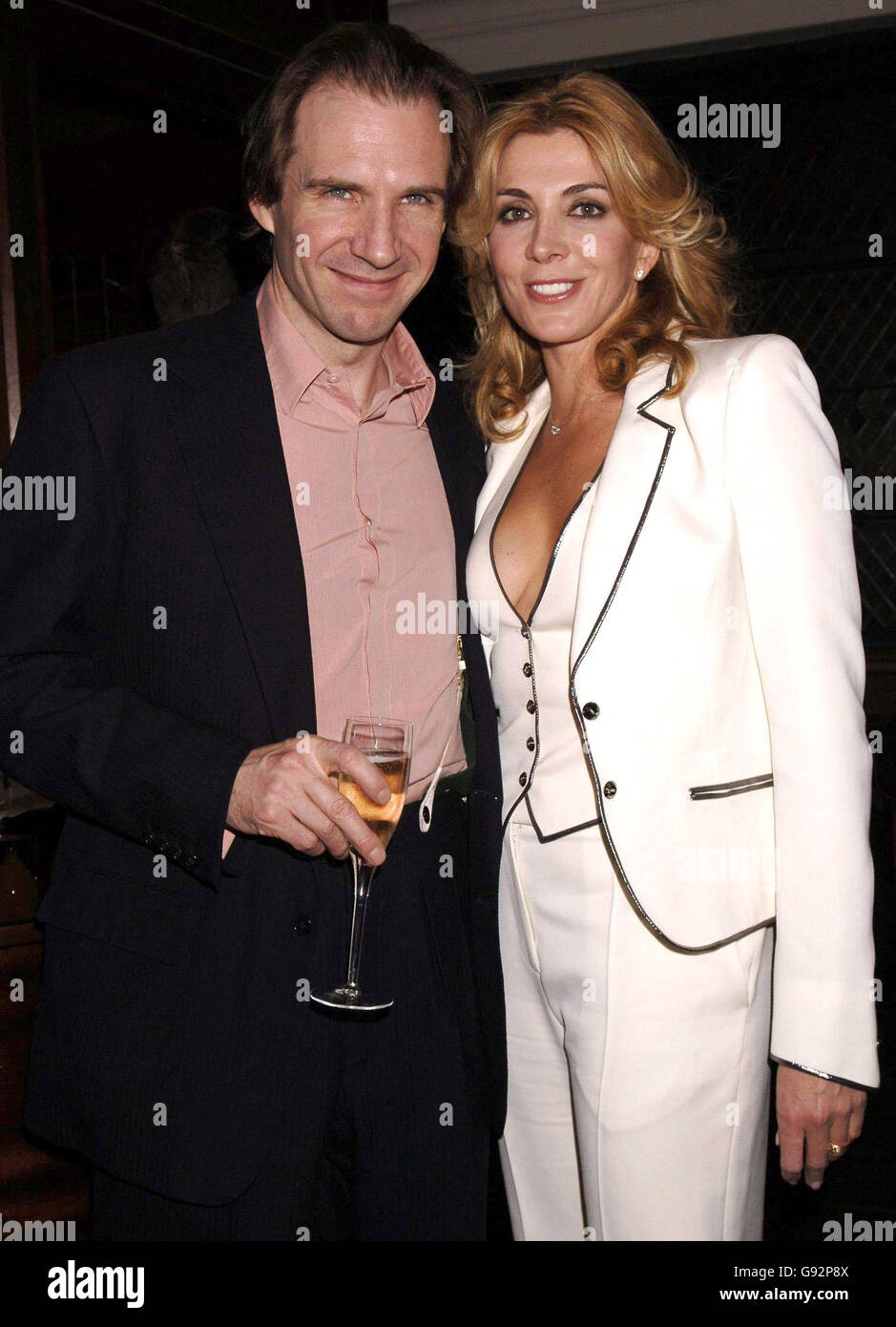 Natasha Richardson and Ralph Fiennes attend the Evening Standard British Film Awards 2005 Dinner, at The Ivy Restaurant, Monday 30 January 2006. The Constant Gardener was awarded Best Film, with Ralph Fiennes winning Best Actor. Natasha Richardson won Best Actress for her performance in Asylum. PRESS ASSOCIATION Photo. Photo credit should read: Yui Mok/PA Stock Photo