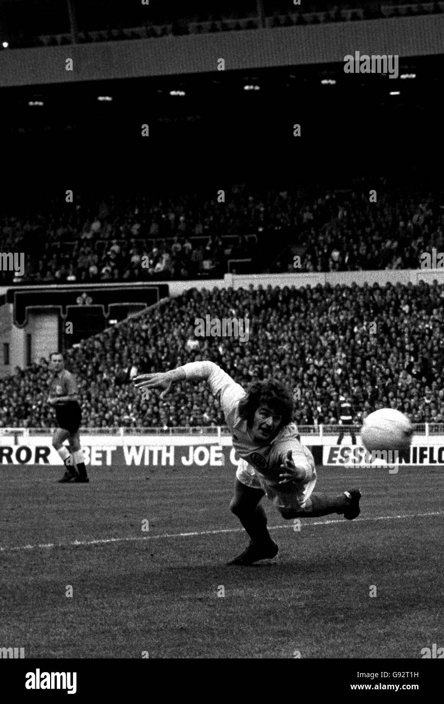 On this day in 1986 England enjoyed a 3-0 win over Northern Ireland at Wembley in a European Championship qualifier. Gary Lineker scored twice, including an impressive chip to seal the victory