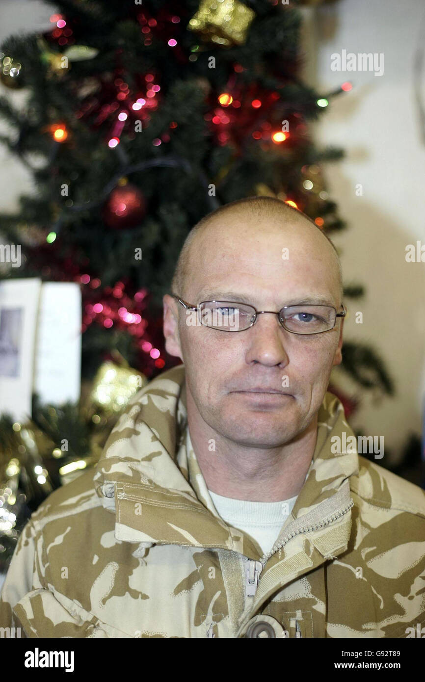 Royal Gloucester Berkshire Wiltshire light infantry soldier Terry Hart from Gloucester, at camp Souter in Kubal, Afghanistan. He is one of hundreds of British servicemen and women who will be spending Christmas away from their families at dusty bases in Afghanistan. See PA story DEFENCE Afghanistan. PRESS ASSOCIATION Photo. Photo credit should read: Andrew Parsons/PA. Stock Photo