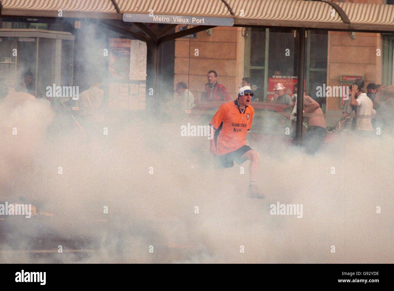 English football fan france hi-res stock photography and images - Alamy