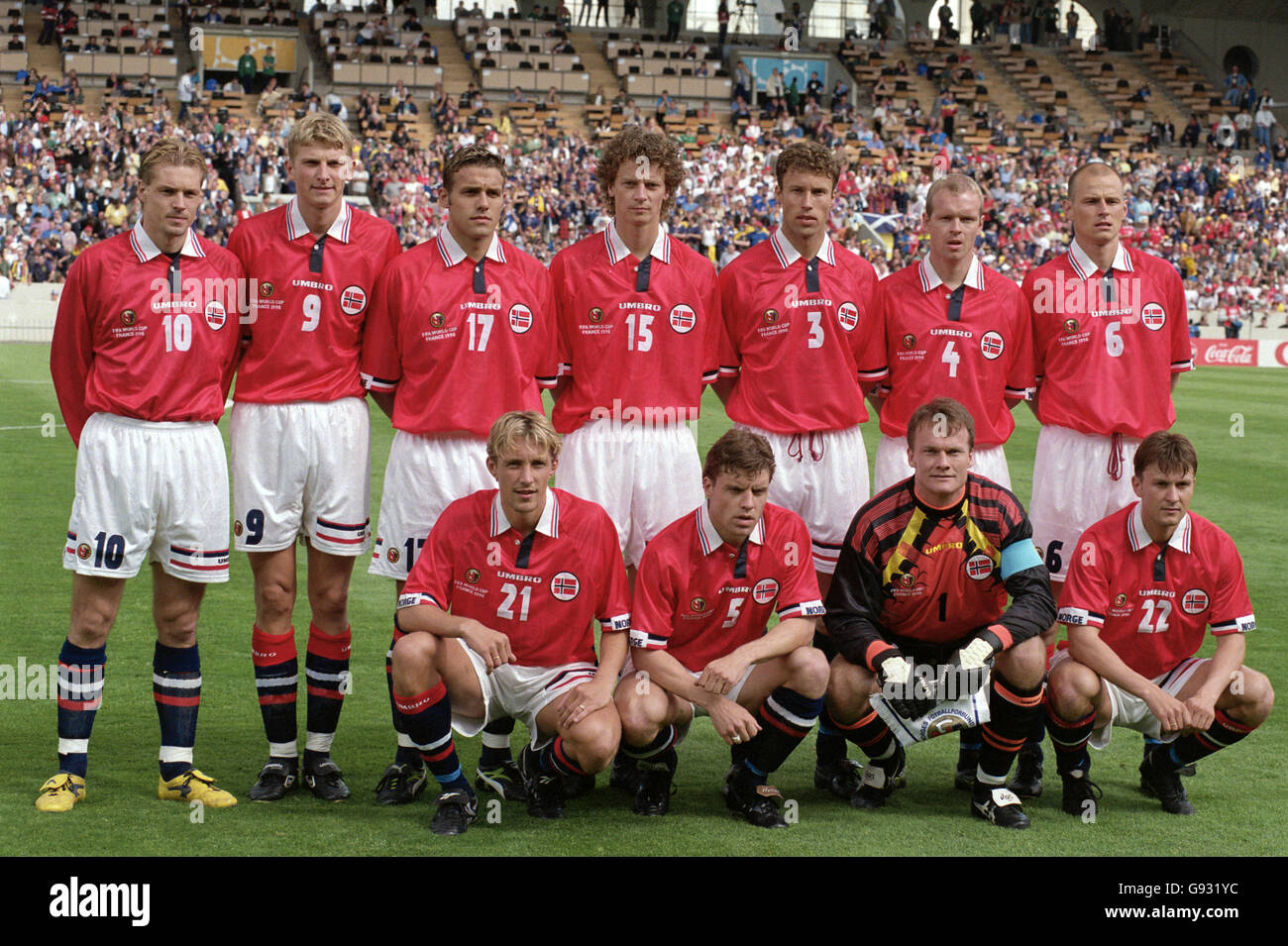 Soccer - World Cup France 98 - Group A - Scotland v Norway. Norway team  group Stock Photo - Alamy