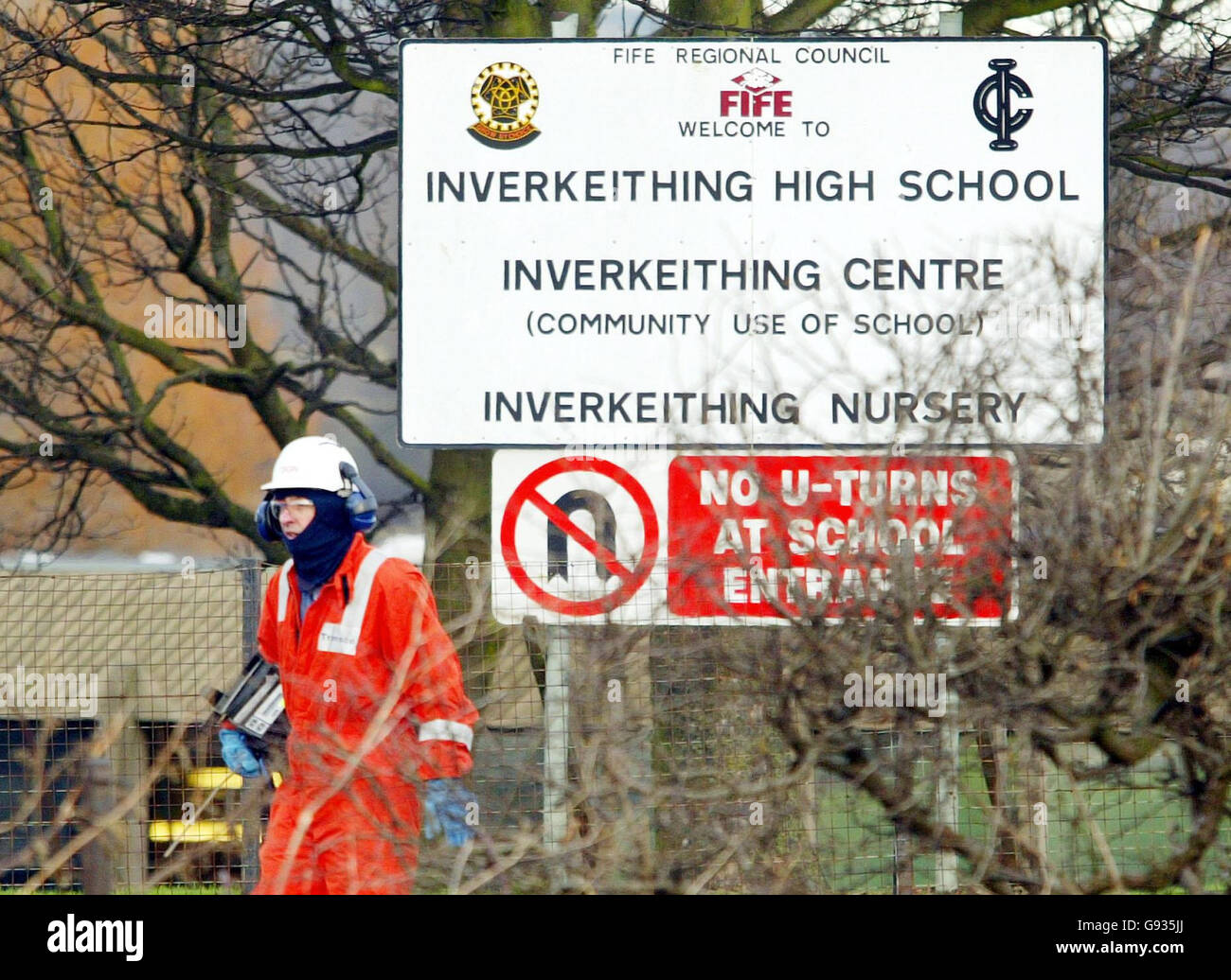 Police school high five hires stock photography and images Alamy