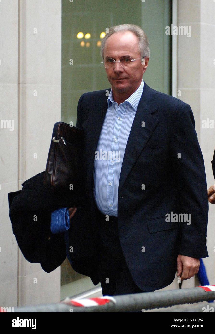 England football manager Sven Goran Eriksson arrives at FA headquarters ...