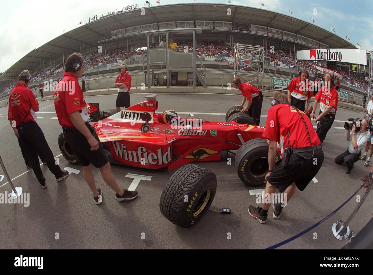 Formula One Motor Racing - Austrian Grand Prix Stock Photo - Alamy