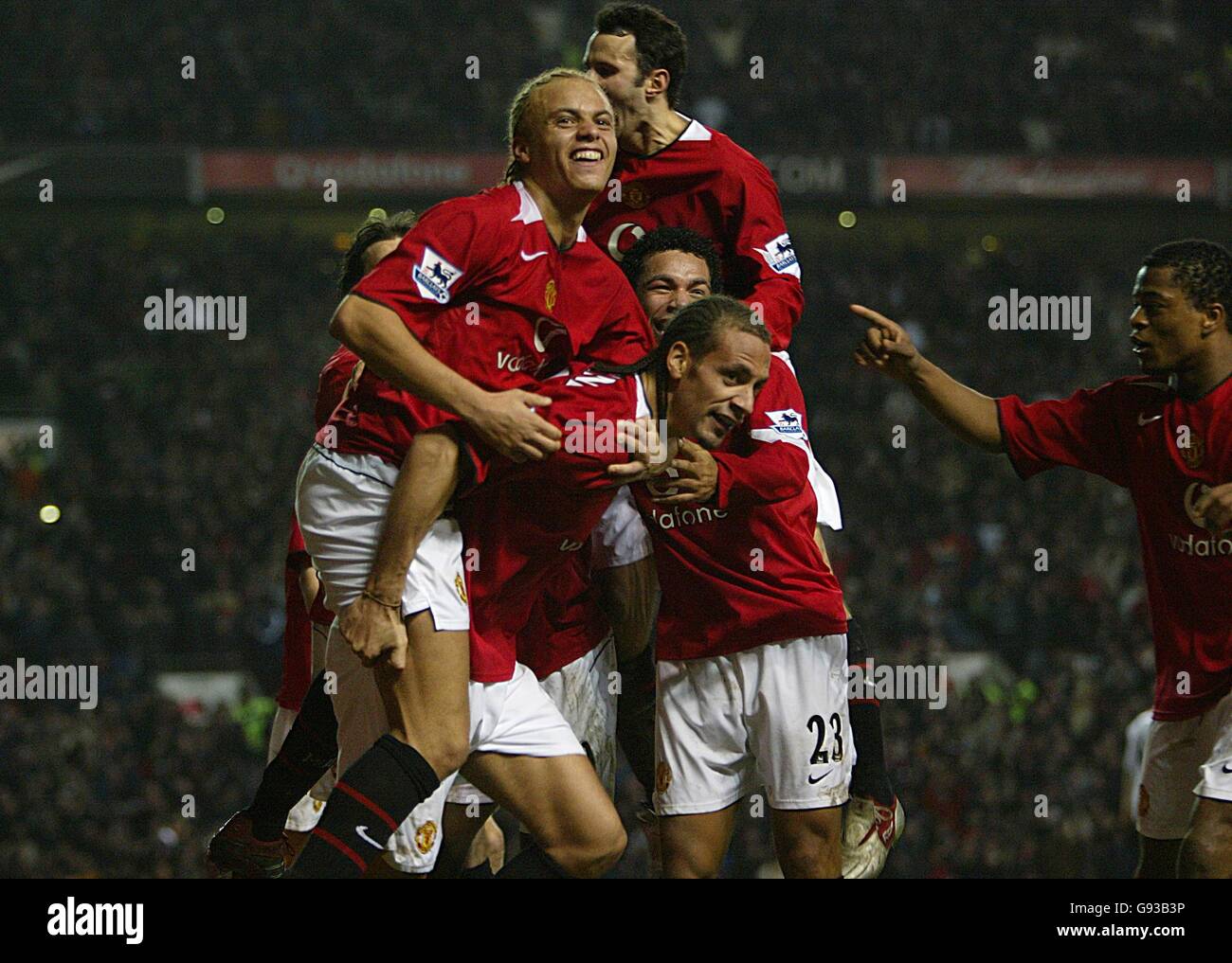 Manchester United's Rio Ferdinand celebrates scoring the winning goal