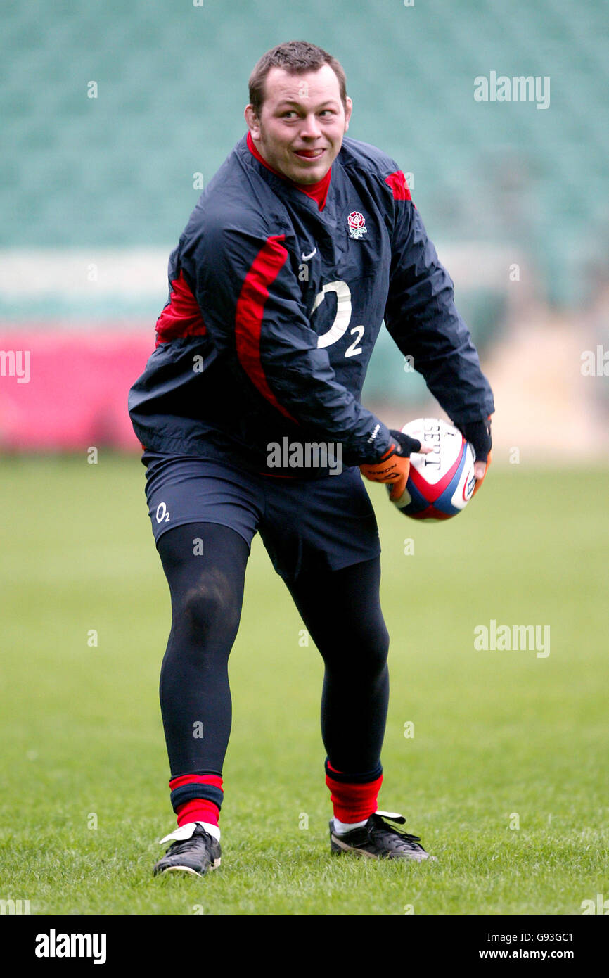 Steve thompson rugby train* hi-res stock photography and images - Alamy