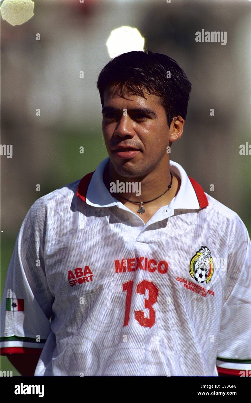 Soccer - World Cup France 98 - Group E - Belgium v Mexico. Pavel Pardo,  Mexico Stock Photo - Alamy