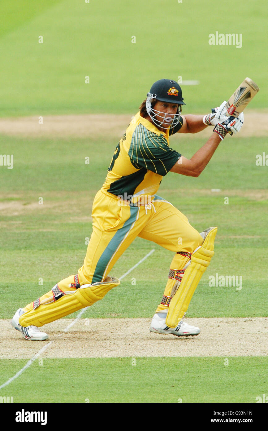 Cricket The NatWest International Triangular Series Final England