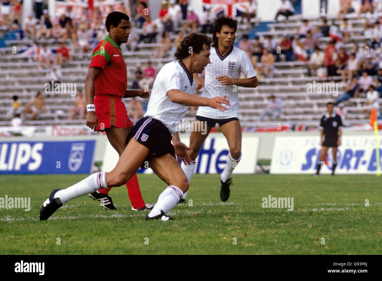 Soccer - World Cup Mexico 86 - Group F - England v Morocco - Estadio Tecnologico Stock Photo