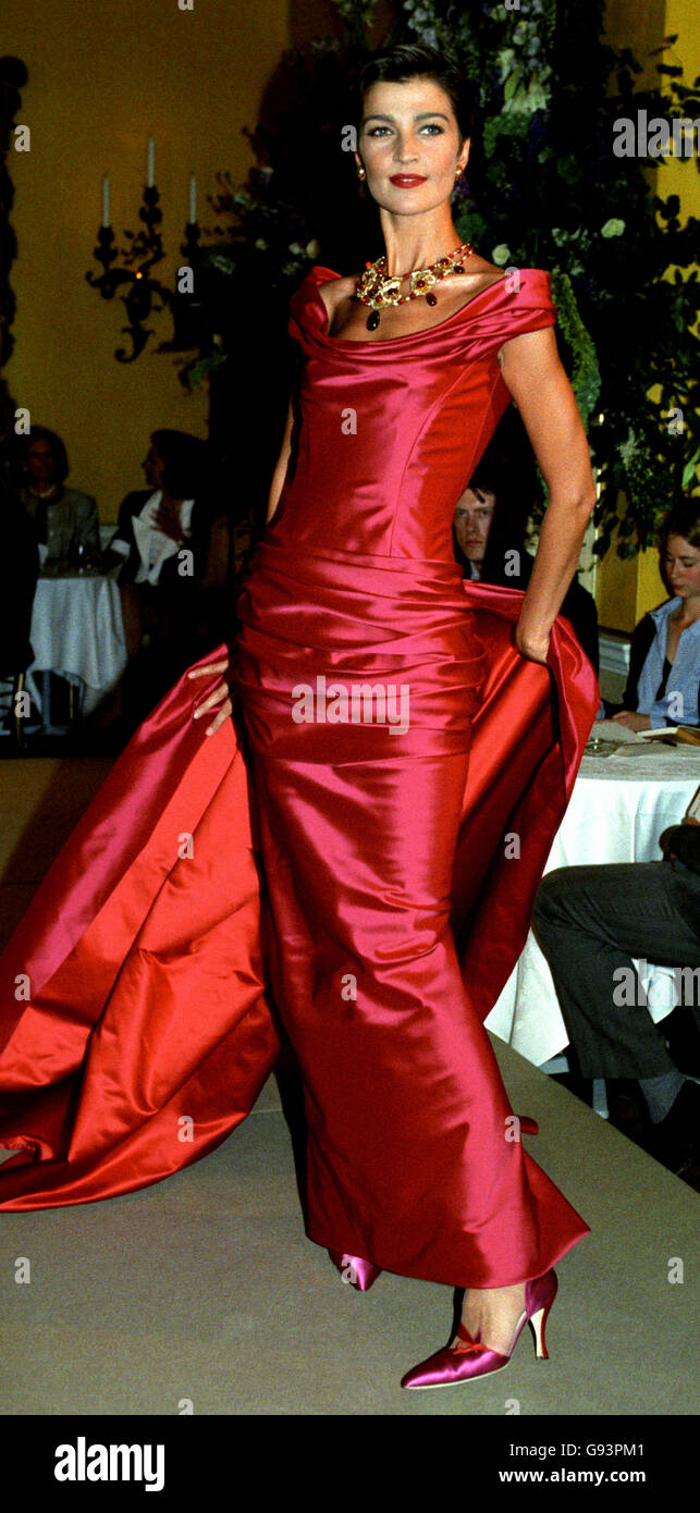 Victor edelstein autumn 1992 collection hi-res stock photography and ...
