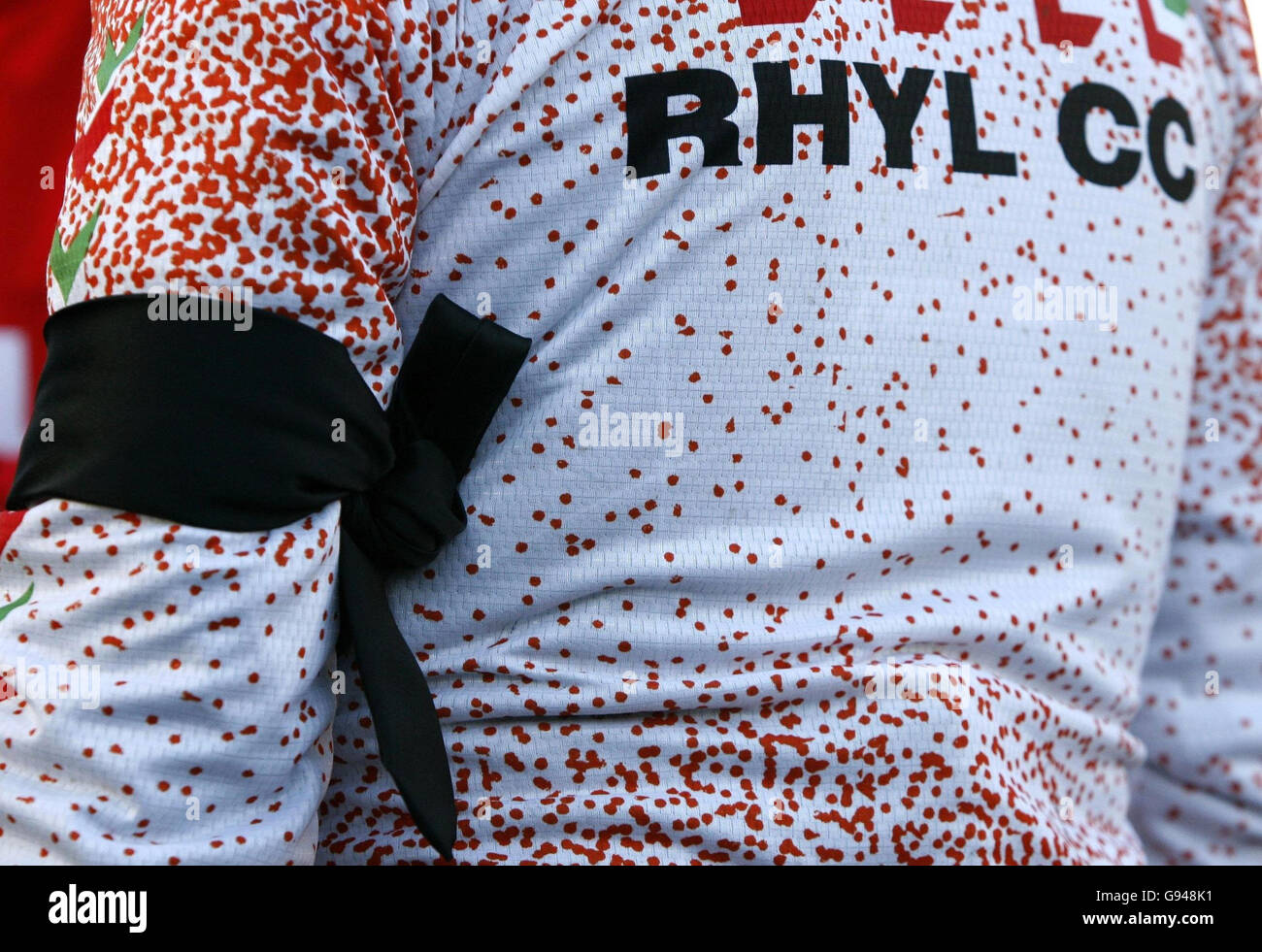 A member of Rhyll Cycling Club wears a black armband on a club ride, Sunday January 15, 2006 a week on from a crash which killed four members near Abergele last week. The club's 61-year-old chairman Maurice Broadbent, committee member Dave Horrocks, 49 and 42-year-old Wayne Wilkes were killed instantly when a Toyota Corolla skidded on ice and spun into the unsuspecting riders along the A547 Rhuddlan Road. Cyclist John Harland also saw his 14-year-old son Thomas, who had been riding alongside him, die in the smash at around 10.00 am. See PA story ACCIDENT Cyclist. PRESS ASSOCIATION Photo. Stock Photo