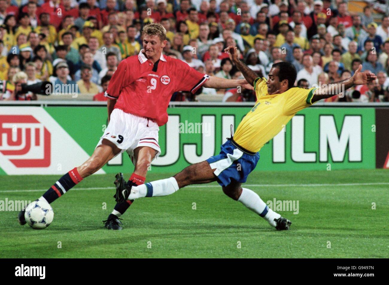 Tore Andre Flo - Chelsea white base microstar