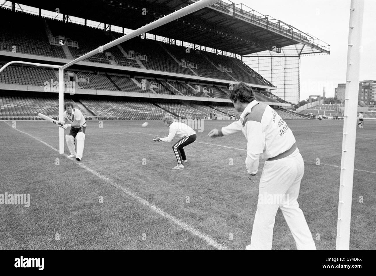 One Day Cricket Match Black and White Stock Photos & Images - Alamy