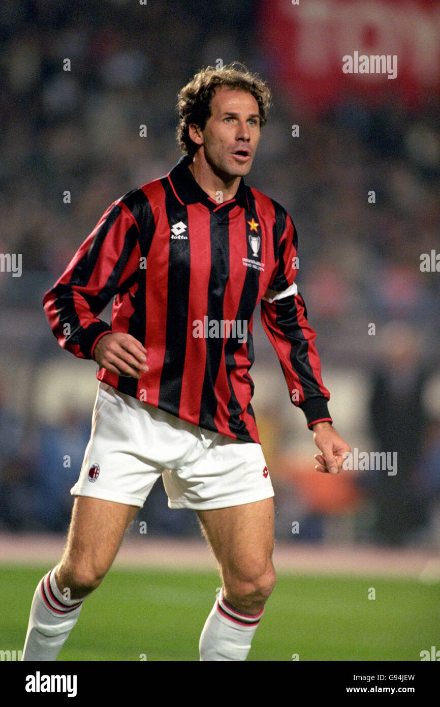 ITALIAN SOCCER. FRANCO BARESI, AC MILAN Stock Photo Alamy ITALIAN SOCCER. FRANCO BARESI, AC MILAN Stock Photo Alamy
