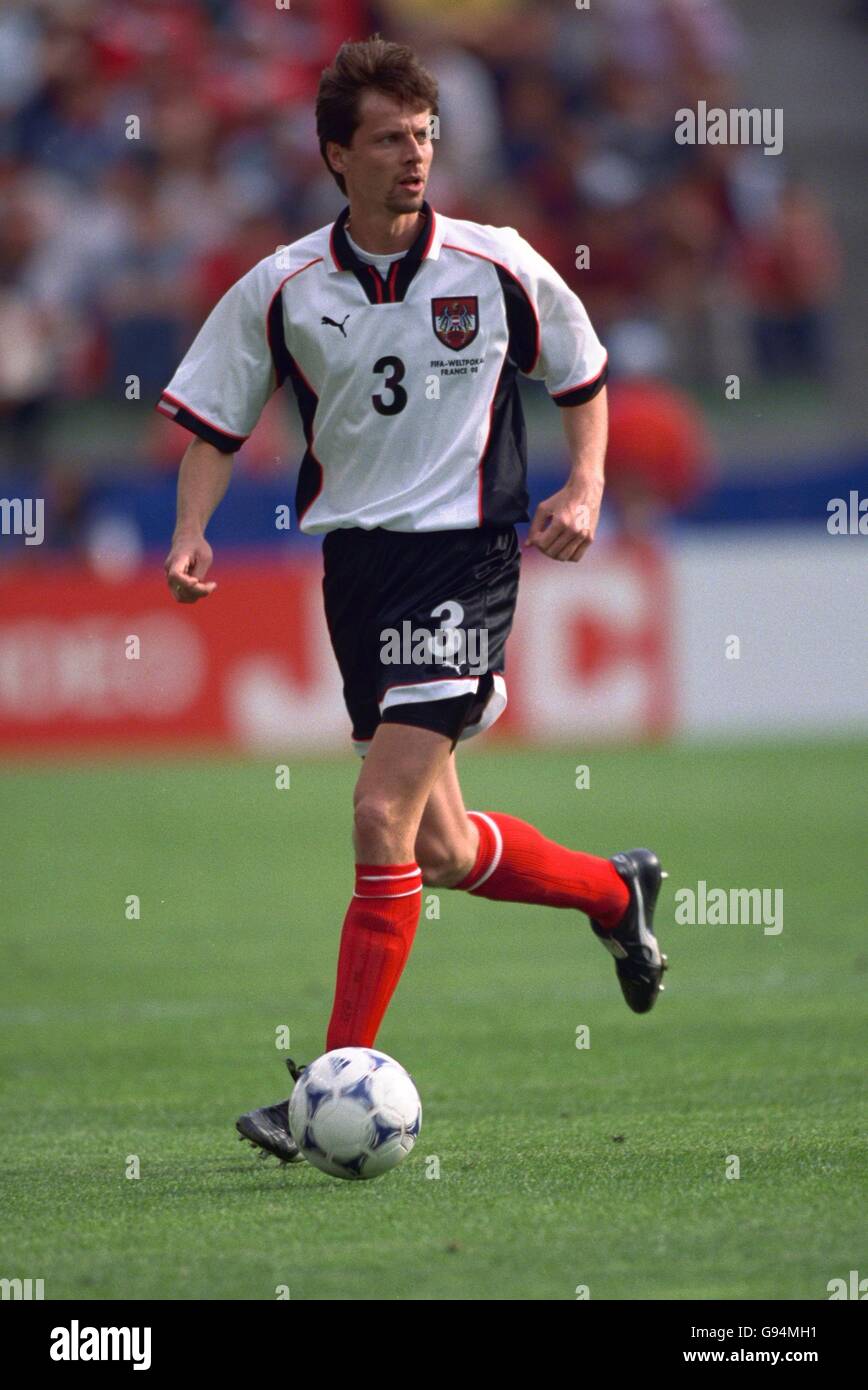 Italie - Autriche 2:1 (Coupe du monde 1998 France, Groupe B