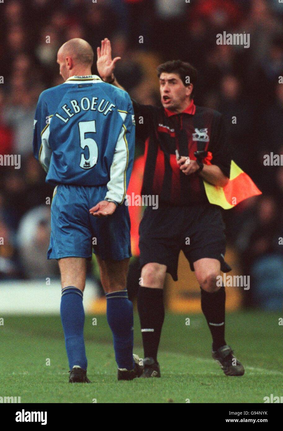 Frank Leboeuf of Chelsea walks off the field after receiving two yellow cards Stock Photo