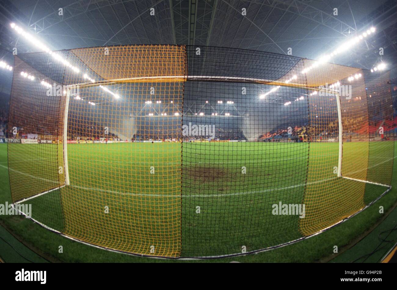 A view of the Gelre Dome, home of Vitesse Arnhem, from behind one of the colour co-ordinated nets The Gelre Dome, Stadium home of Vitesse Arnhem Gelredome Stock Photo