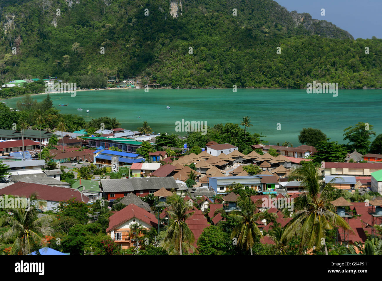 The view from the Viewpoint on the Town of Ko PhiPhi on Ko Phi Phi Island outside of the City of Krabi on the Andaman Sea in the Stock Photo