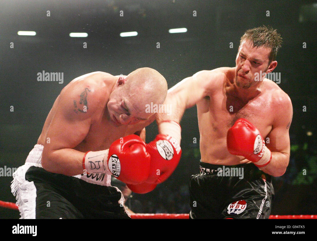 Boxing maccarinelli hires stock photography and images Alamy