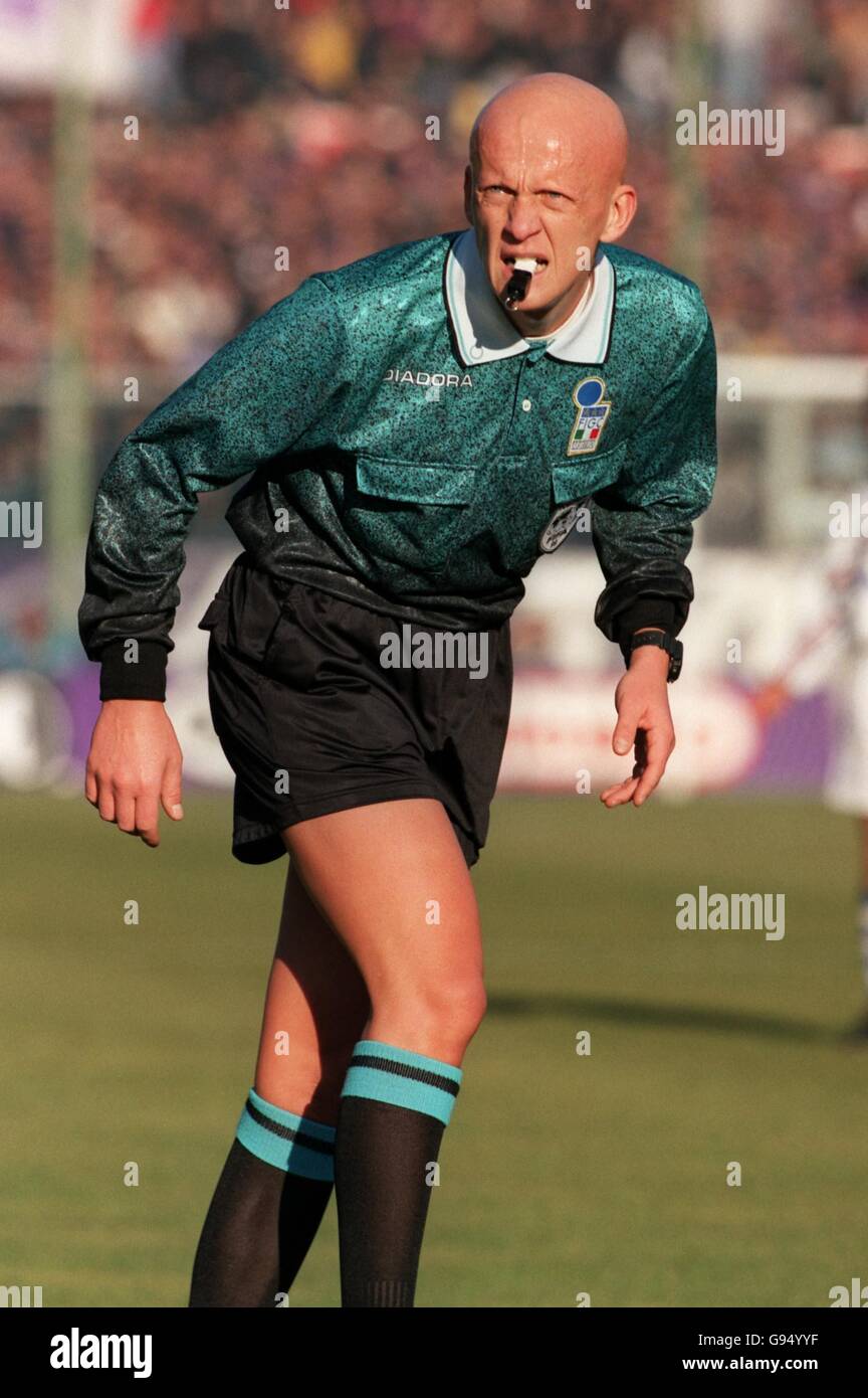 🇮🇹 The Serie A table looks after Matchday 9️⃣ 📊 🔝 Napoli and Roma  remain tied at the top ❌ Hellas Verona, Fiorentina and Genoa sit in the  relegation zone #EverythingSoccer, image size:864x1390